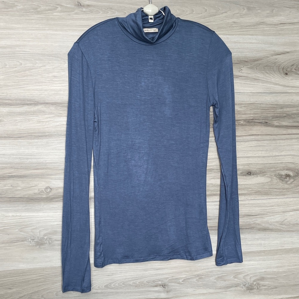 NWT- SOFT! Women's Rayon Jersey Turtleneck, Dark Blue - Picture 2 of 4